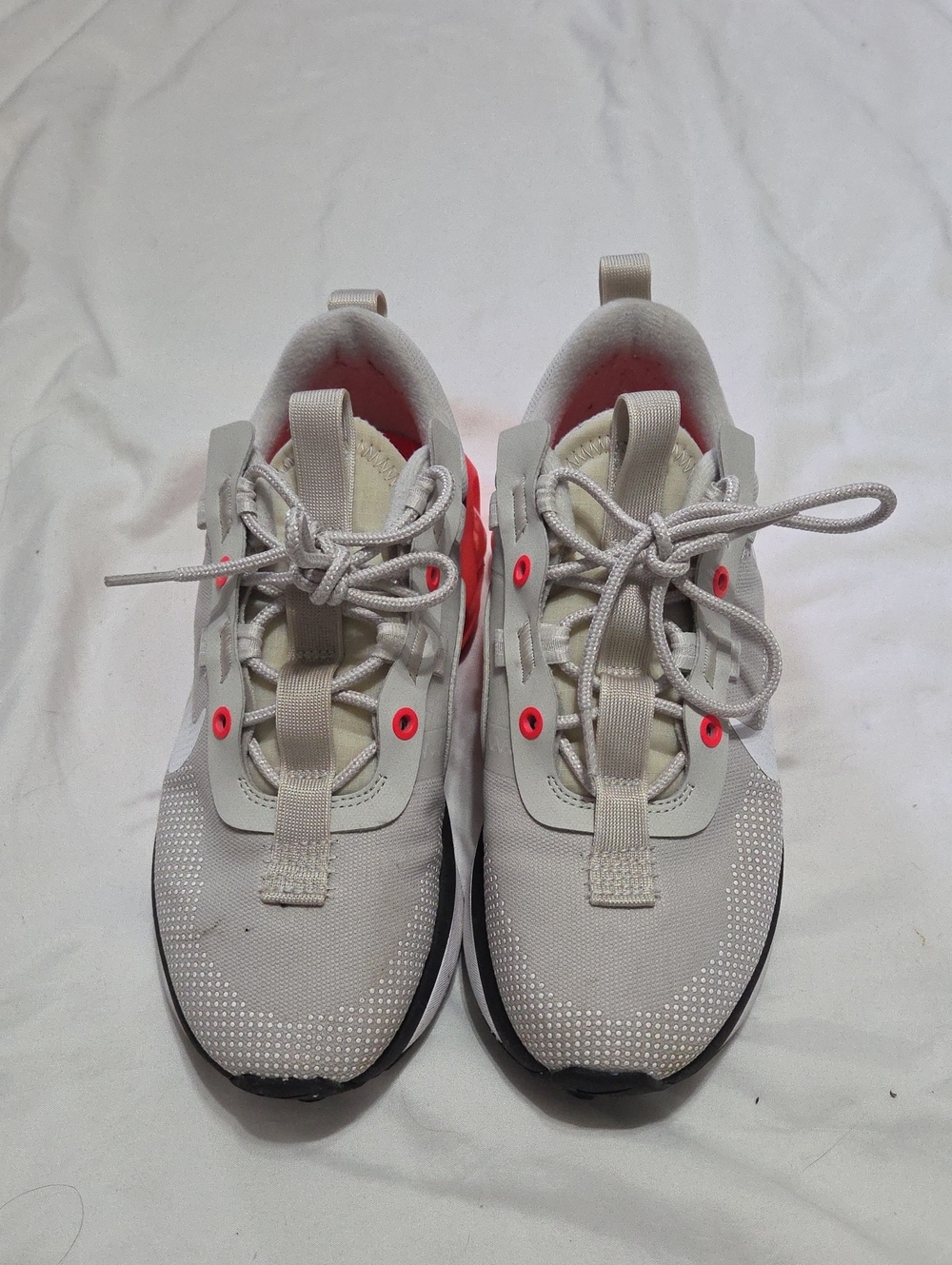 Nike Air Max-Style Running Sneakers - Picture 2 of 10